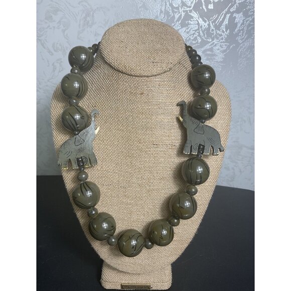 Chunky Green Elephant Beaded Necklace Large Round Beads For Women - Picture 1 of 4